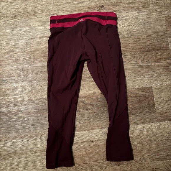Lululemon Leggings — Size 6 - Picture 1 of 2